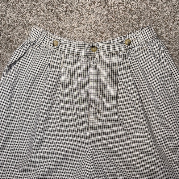 White Stag Black and White Checkered Shorts‎ - Picture 4 of 10